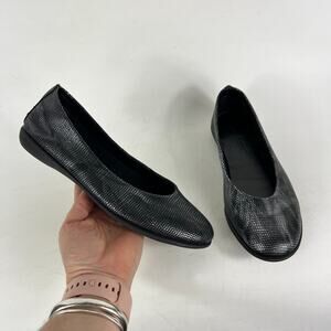 Studio Flexx Ballet Flats Women's 7 Black Silver Snake Pattern Casual Slip-On